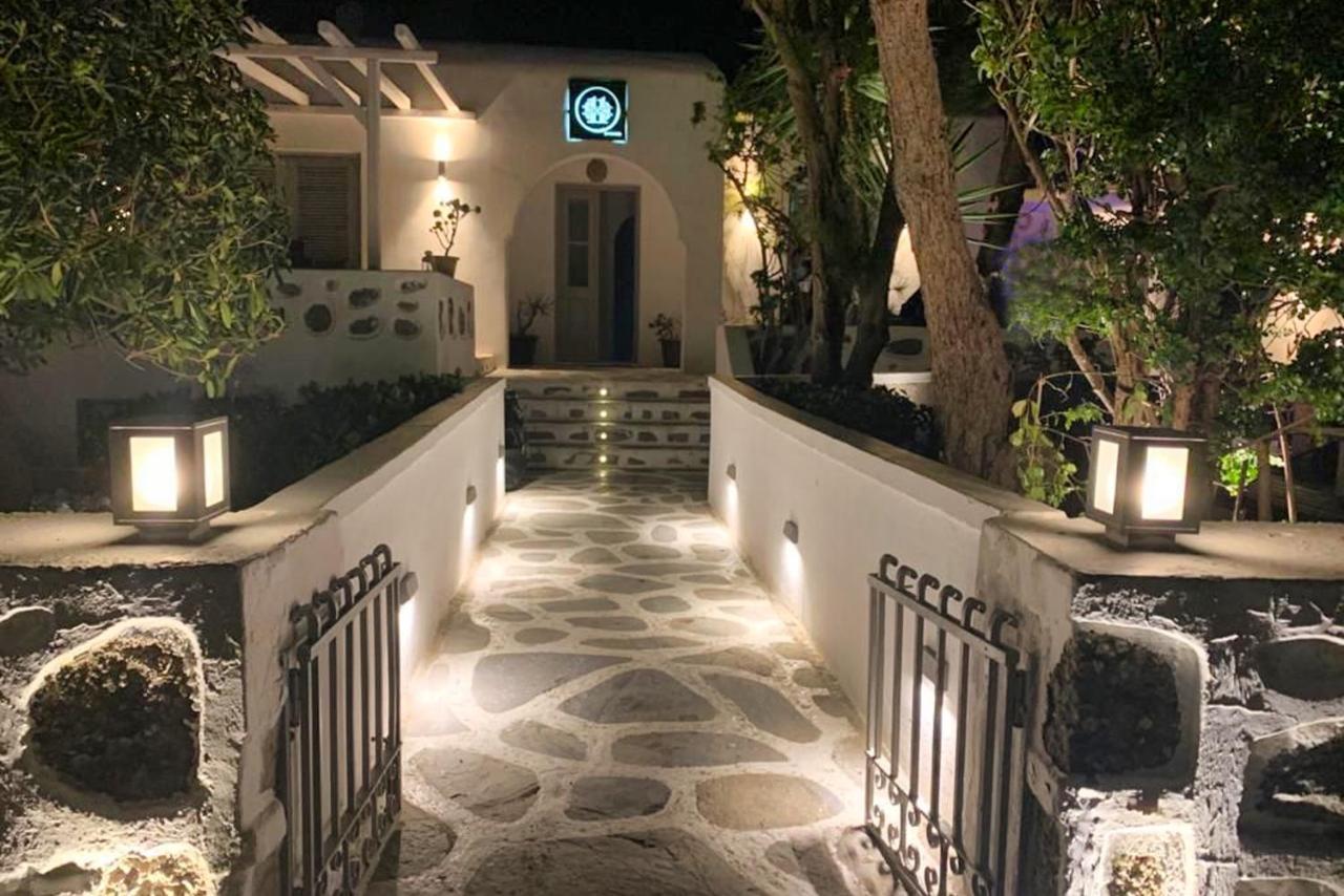Eleven Rooms Mykonos Town Exterior photo