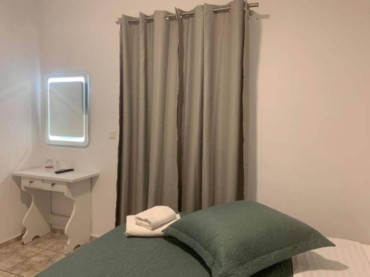 Eleven Rooms Mykonos Town Exterior photo